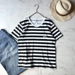MHL. ボーダーTシャツ ロゴ ボックスシルエット マリン Vネック 黒のサムネイル