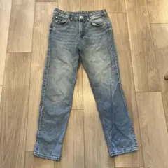 美品☆H&M キッズ　ライトブルー デニム ストレートパンツ