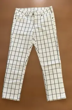 ナチュラルビューティーベイシックのパンツ