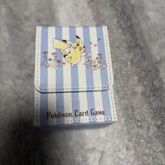 ポケモンカード　フリップデッキケース　ピカチュウ