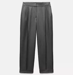 ZARAロールアップヘムストレートレッグパンツ　グレー
