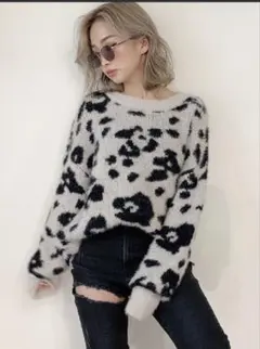 処分価格！GYDAレオパードラインシャギーニットTOPS