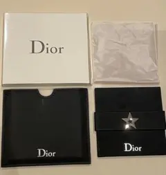 【新品未使用】Dior 黒 レザーケース 星型装飾付き
