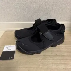 NIKE ナイキ ウィメンズ エアリフト ポルカドット ブラック 23 - メルカリ