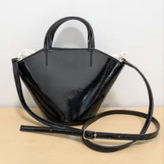 新品未使用★LOWRYS FARM　エナメルミニショルダーバッグ