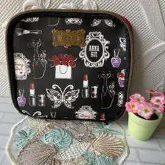 ANNA SUI ポーチのサムネイル