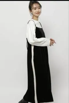 nikoand...ベロアラインキャミソールワンピース黒サイドライン