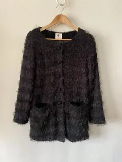 ブージュルード　黒 ファーふう　ノーカラーコート