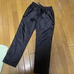 シャカシャカパンツ