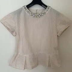 アンタイトル　半袖ビジューブラウス