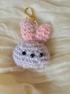 ハンドメイド　うさぎ　キーホルダー バッグチャーム　かぎ針編み