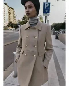 タグ付き新品★ZARAのウール混紡ショート丈ダブルブレストコート★Sサイズ