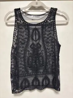 ZARA チュール素材　デザインタンクトップのサムネイル