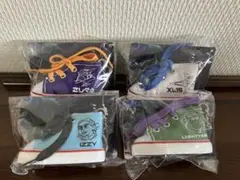 バズ・ライトイヤー モアプラススニーカーキーホルダー4つセット