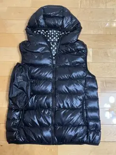 UNIQLO XL ブラック ダウンベスト