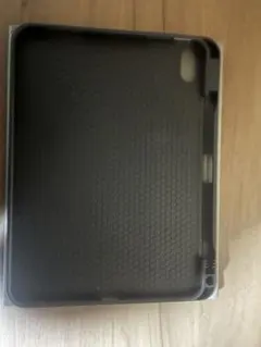 iPadケース10世代キーボード付き