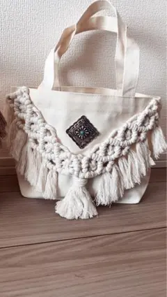 Item thumbnail for item 87a7ba04-b7a6-4293-9a30-1e8b488bd440