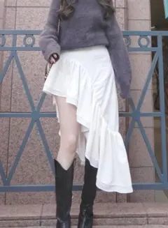 アシンメトリーフリルロングスカート ホワイト