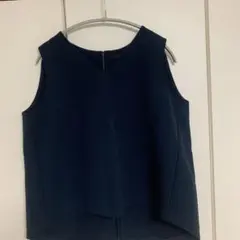 アパートバイローリーズ　Ｍ　トップス 　ノースリーブ　ネイビー　Vカット