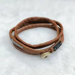 サーミブレスレット アンティークブラウン 幅2.4cm 北欧 レザーブレスレット サーミブレスレット アンティークブラウン 幅2.4cm 北欧 レザー