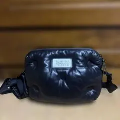MAISON MARGIELA ブラックショルダーバッグ