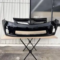 トヨタ IQ NGJ10 カラ:3P0 トリム: LC71 フロントバンパー 赤 トヨタ IQ NGJ10 カラ:3P0 トリム: LC71 フロントバンパー 赤 - メルカリ