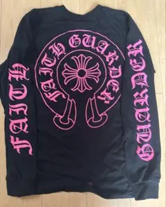 ピンクの服XL