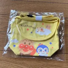 アンパンマン おでかけポシェット　幼児　子ども　バッグ　カバン　黄色