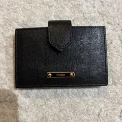 FENDI 二つ折り財布 カードケース ブラックのサムネイル