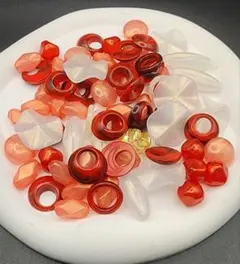 アクリルビーズ、パーツ/赤系