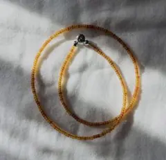 ハンドメイドネックレス　ビーズネックレス　琥珀色