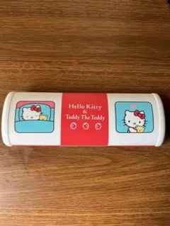 平成レトロ♡ハローキティリバーシブル筆箱