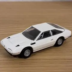 京商1/64 ランボルギーニJarama 白
