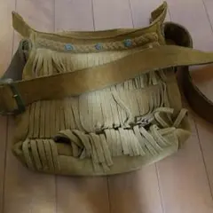 ミネトンカ ショルダーバッグ スエード