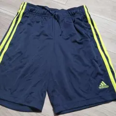 adidas ネイビー ハーフパンツ 150cm