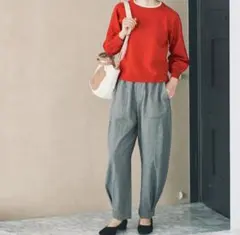 レッド　赤　セーター