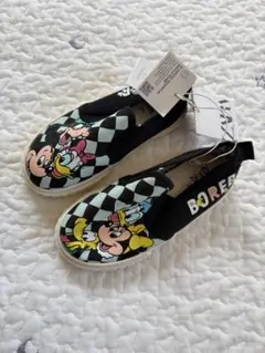 新品　ZARA ディズニースリッポン