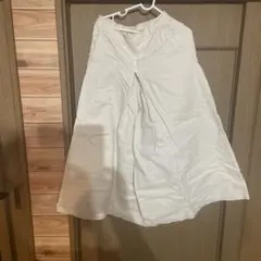 ホワイト ワイドパンツ