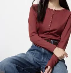 ユニクロ　リブヘンリーネックT/長袖　L レッド