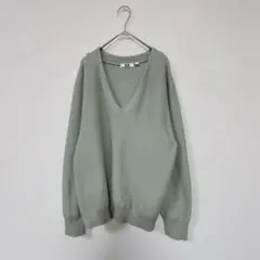 ユニクロU Vネックセーター　M グリーン　長袖　リブニット　レディース