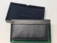 トミーフィルフィガー ファスナー財布 黒 新品未使用