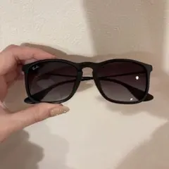 《ケース付き》Ray-Ban ブラック サングラス
