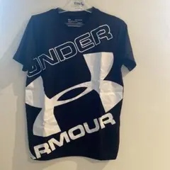 UNDER ARMOUR ブラック Tシャツ YXL