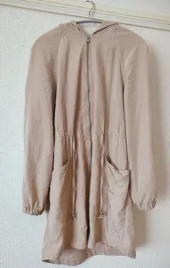 H&M フード付きベージュジャケット US8