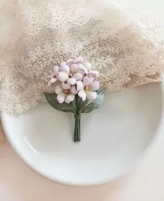 フランス 蚤の市 ブロカント ヴィンテージ 布花ブローチ - メルカリ