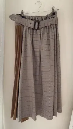 ベルト付き　チェックプリーツスカート