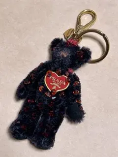 美品　PRADA キーリング ベア 黒 ハート型 ロゴプレート ビジュー　希少