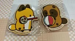 タヌキとキツネ 木製ピンバッジ セットのサムネイル