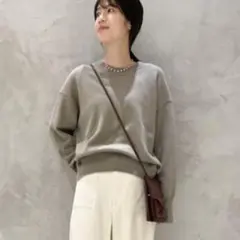 ギャルリーヴィー スウェット