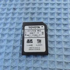 トヨタ 純正 NSZT-W61G／NSCT-W61 2016年 版 地図更新SD - メルカリ